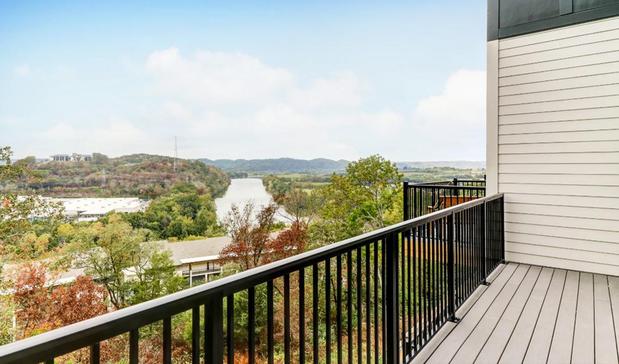 Images Bells Bluff Apartments