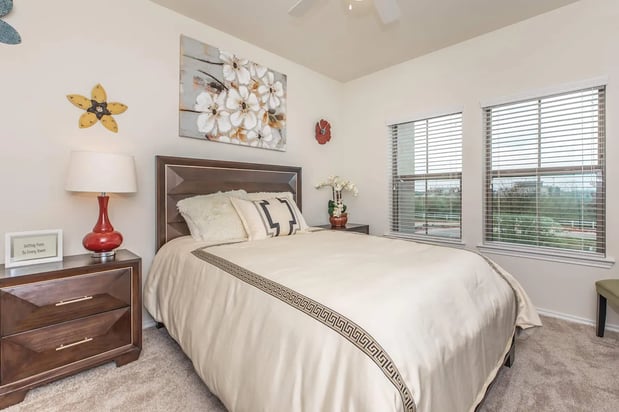 Images The Connally at Clear Creek