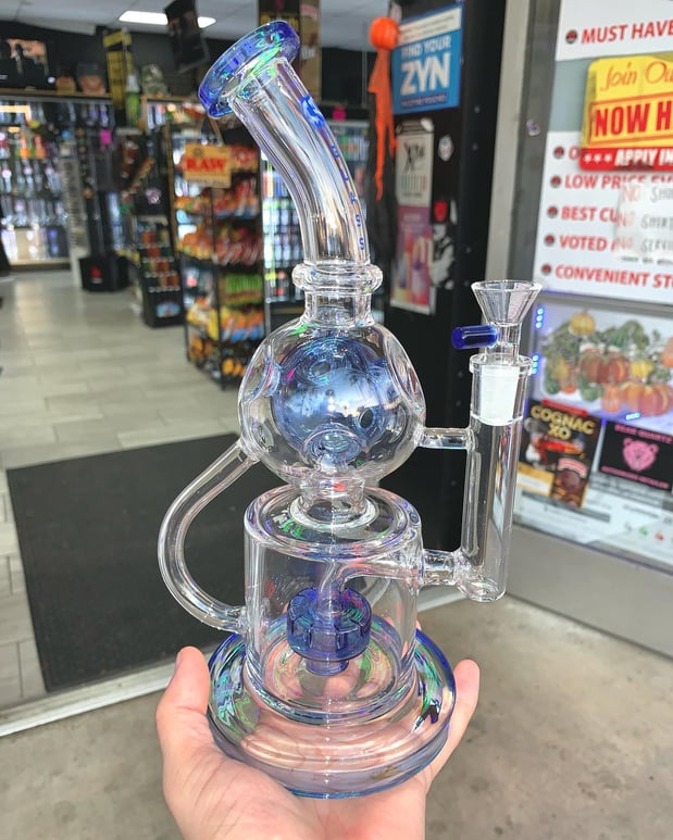 Images United Smoke & Vape Shop