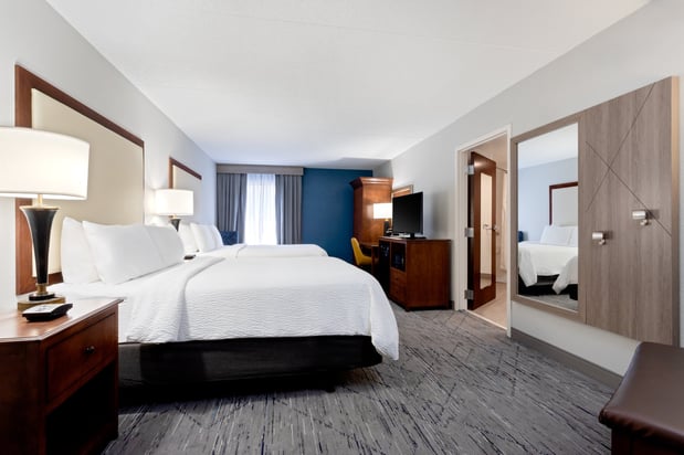 Images Holiday Inn Express & Suites Cincinnati Riverfront by IHG