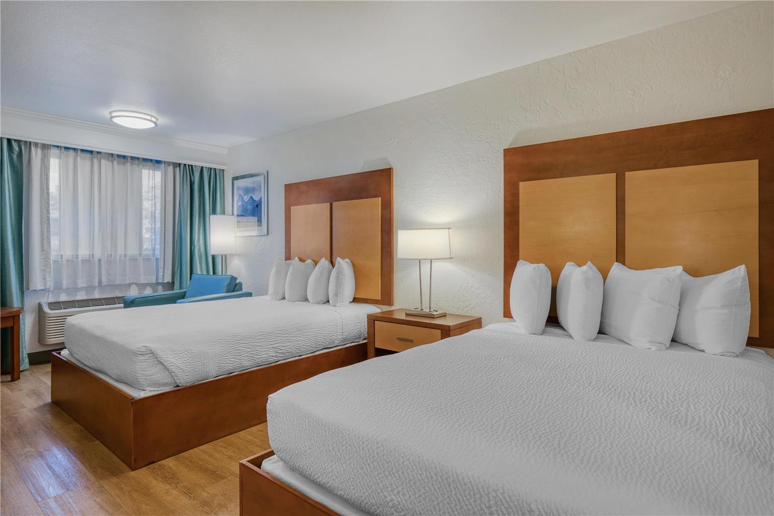 Double Queen Guest Room (Pet-Friendly)