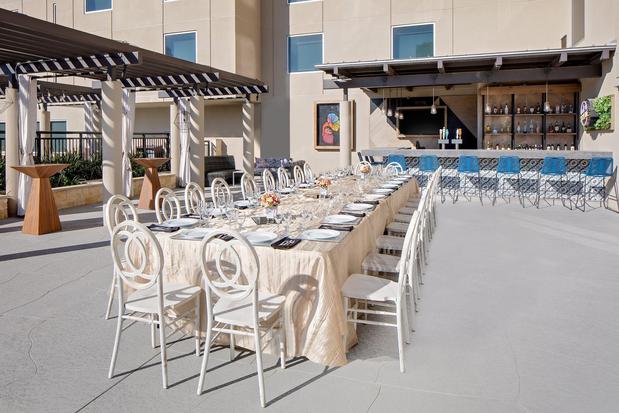 Images Hotel Indigo Austin Downtown - University by IHG