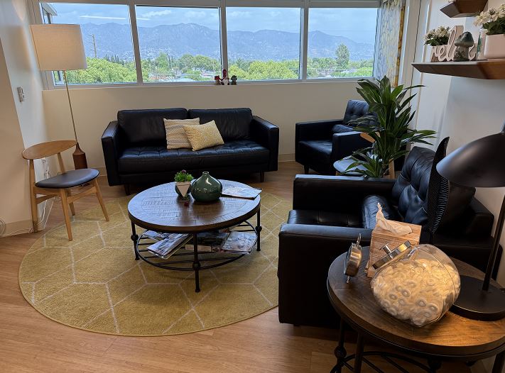 Images LifeStance Therapists & Psychiatrists Burbank