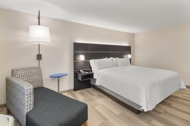 Images Holiday Inn Express & Suites Hardeeville-Hilton Head by IHG