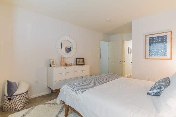 Images Eagle Rock Apartments at Freehold