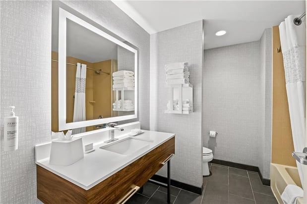 Images Hampton Inn Omaha/West Dodge Road (Old Mill)