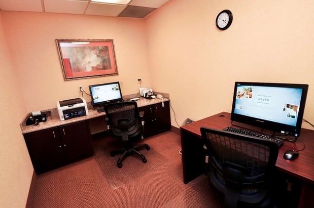 Images Hampton Inn & Suites Louisville East