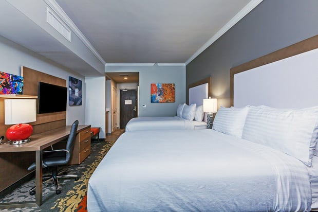 Images Holiday Inn Houston NE - Bush Airport Area by IHG
