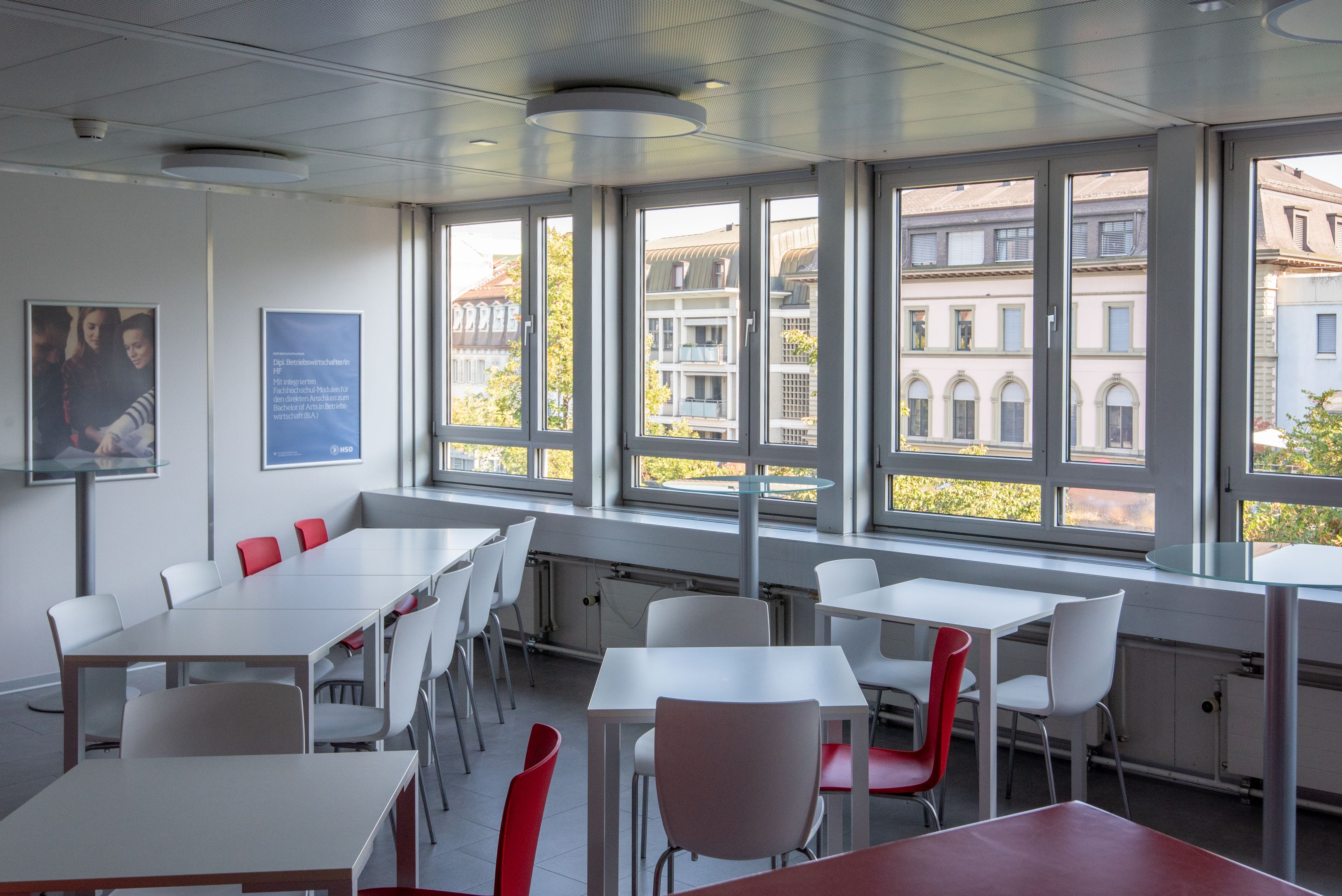 Bilder HSO Wirtschafts- und Informatikschule