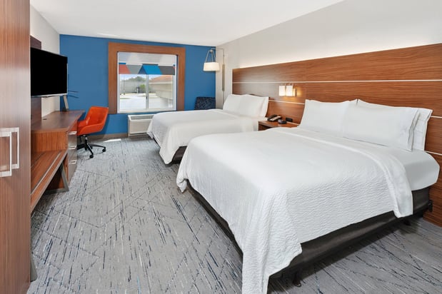 Images Holiday Inn Express & Suites Urbana-Champaign (U of I Area) by IHG
