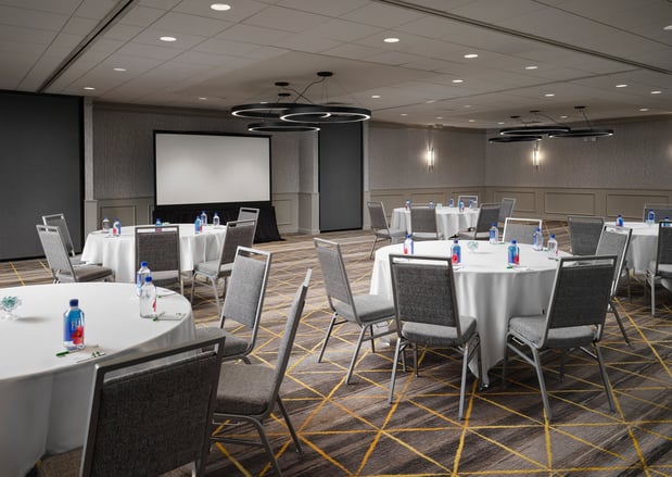 Images Holiday Inn & Suites Marlborough by IHG