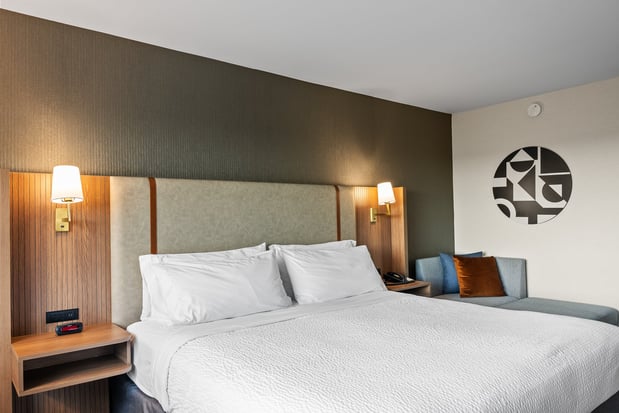 Images Holiday Inn Niagara Falls State Park Entry by IHG