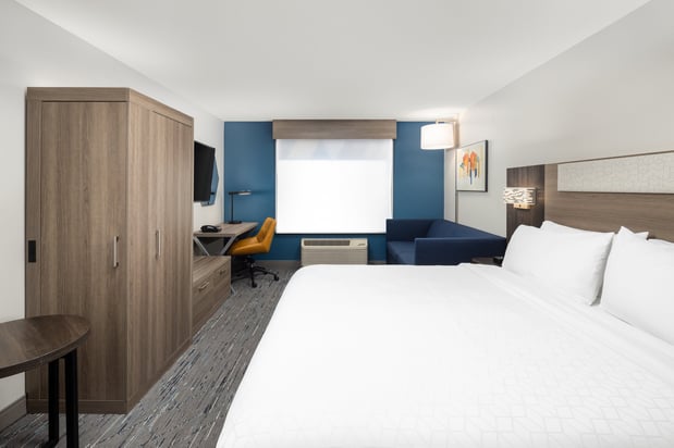 Images Holiday Inn Express & Suites Portland-Jantzen Beach by IHG