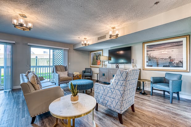 Images Meridian at Lantana