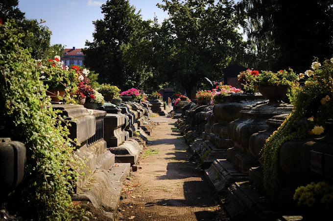 Gunderson Funeral Home - Oregon Image