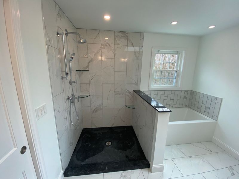 Images Hebert Customs LLC