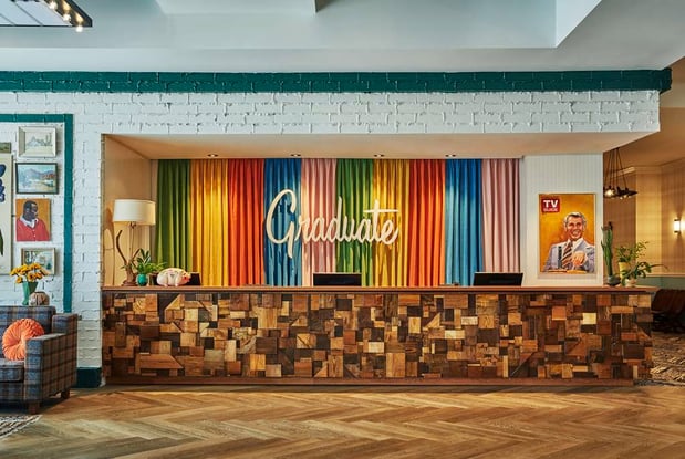 Images Graduate by Hilton Lincoln