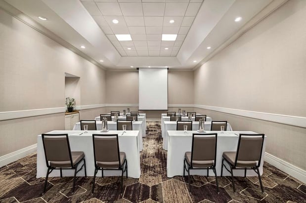 Images Embassy Suites by Hilton Phoenix Downtown North