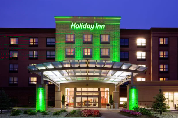 Images Holiday Inn Madison at the American Center by IHG