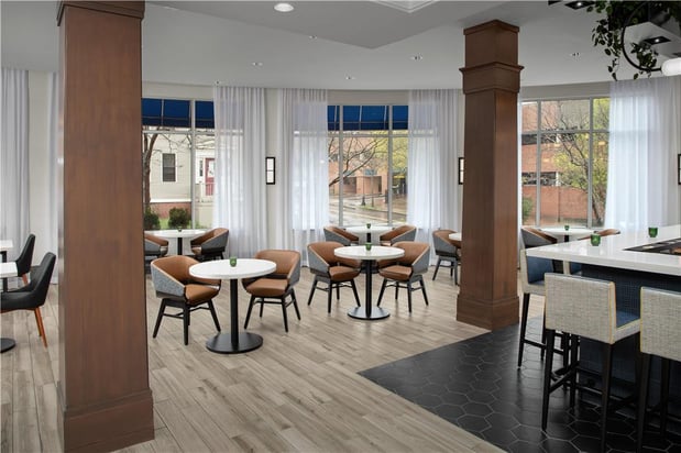 Images Hilton Garden Inn Portsmouth Downtown