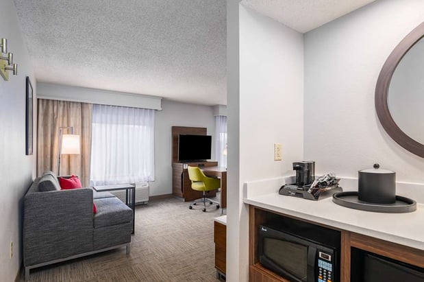 Images Hampton Inn & Suites Hartford-Manchester