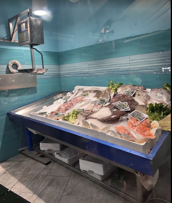 Images Verace Pescheria con Cucina