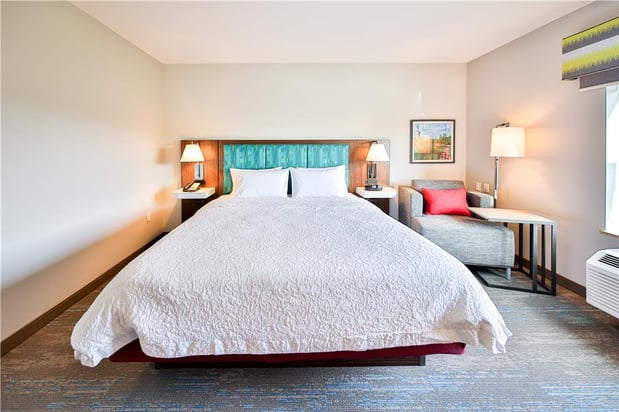 Images Hampton Inn & Suites Seattle/Kent,WA