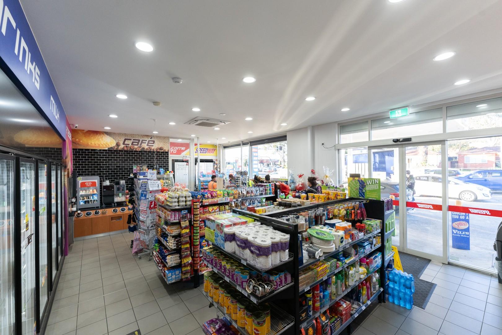 Images SPEEDWAY MOUNT PRITCHARD