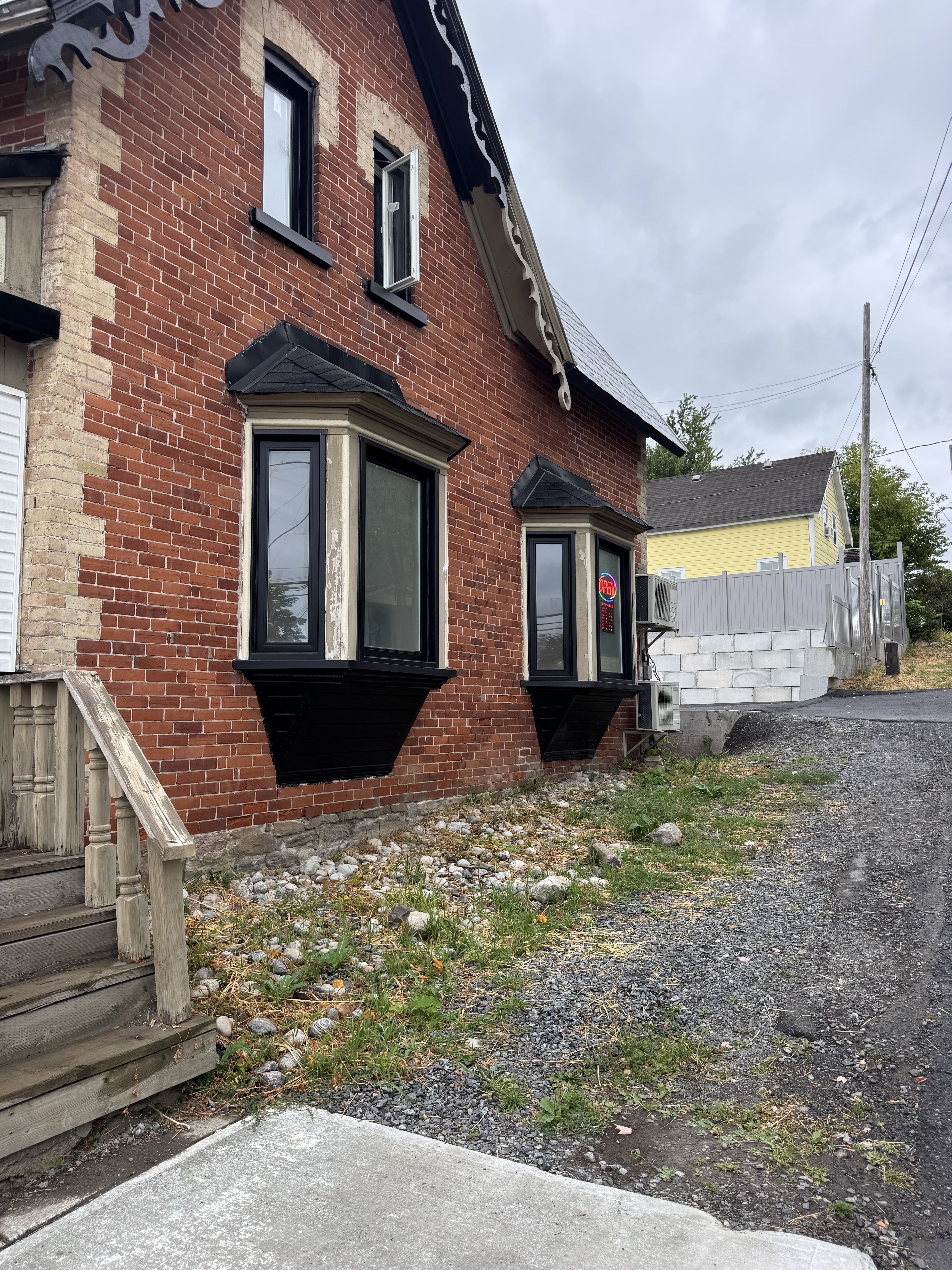 Images Puffaholic Vapes Manotick | Cheapest Vapes Ottawa | Vape Shop Near Me | Vape Shop Ottawa | Vape Shop Open Now