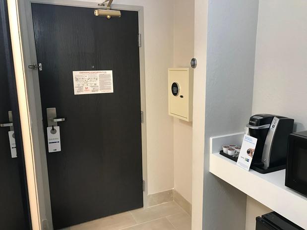 Images Holiday Inn Express Naples South - I-75 by IHG