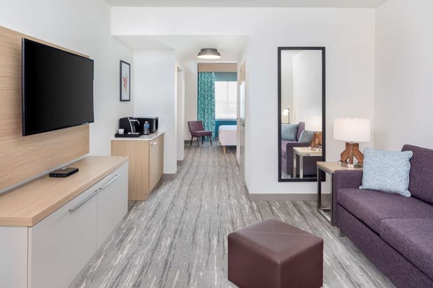 Images Hilton Garden Inn Miami Airport West