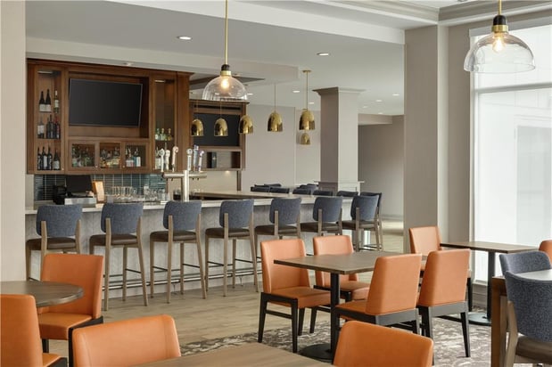 Images Hilton Garden Inn Riverhead