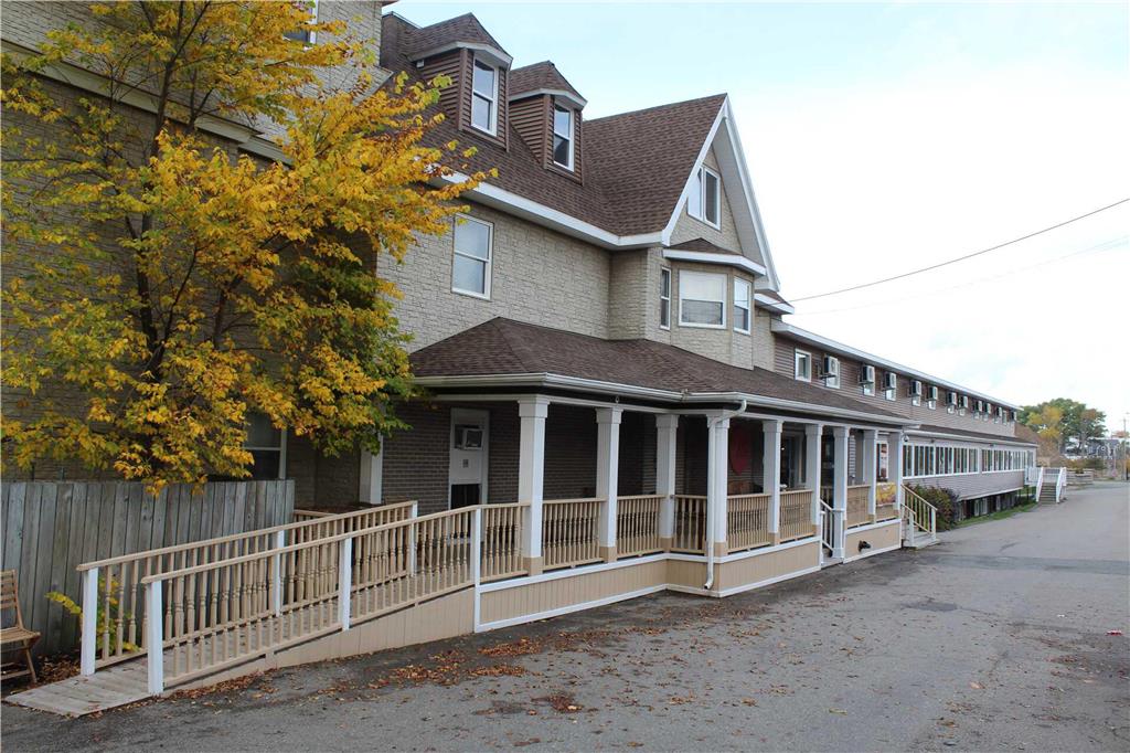 Images Harbourview Inn, SureStay Collection by Best Western