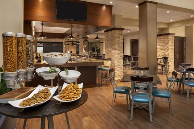 Images Embassy Suites by Hilton Dallas Market Center