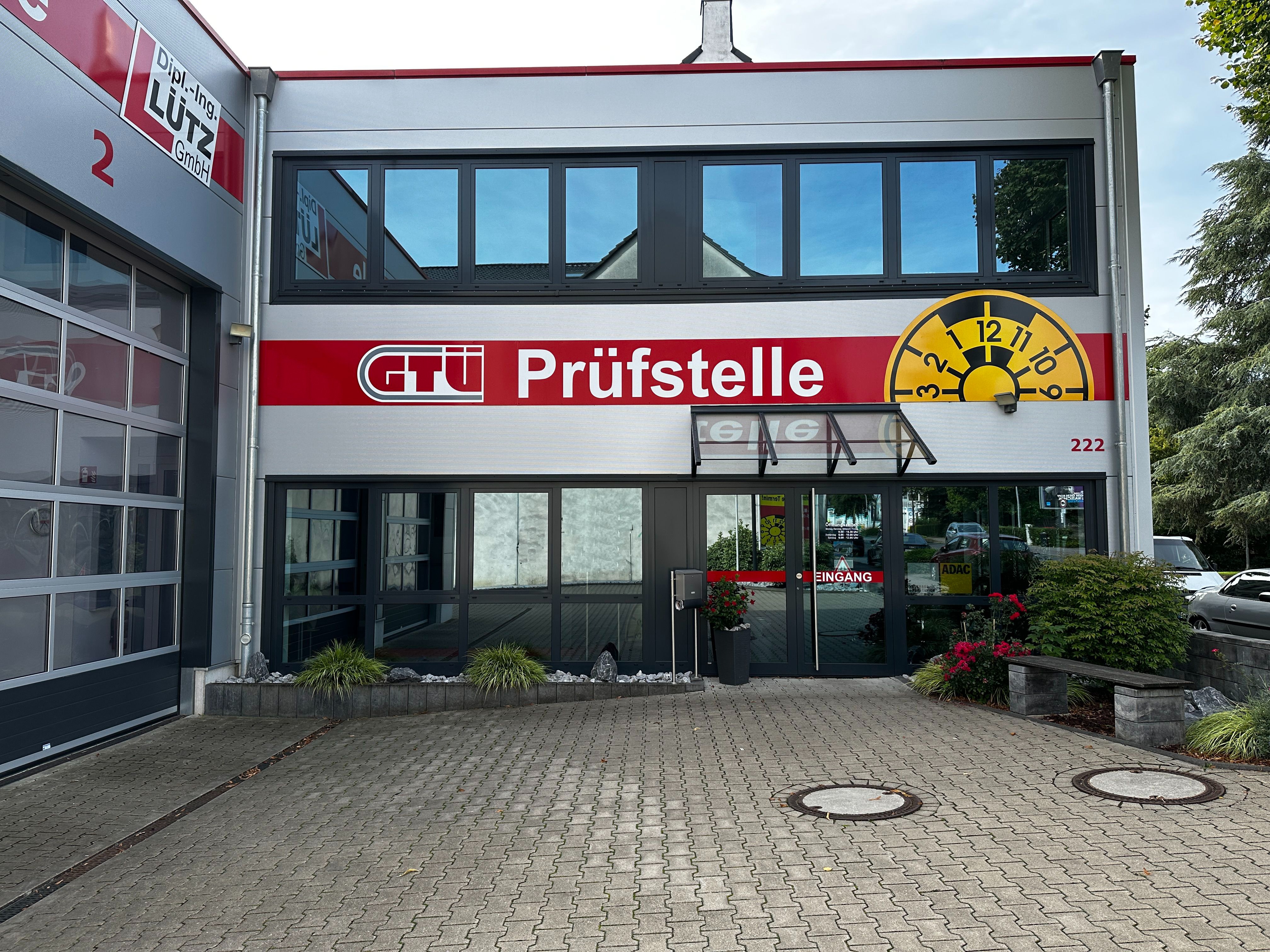GTÜ KFZ Prüfstelle Lütz GmbH, Mülheimer Strasse 222 in Bergisch Gladbach