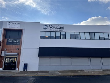 Images NovaCare Rehabilitation - Philadelphia - Woodland Plaza
