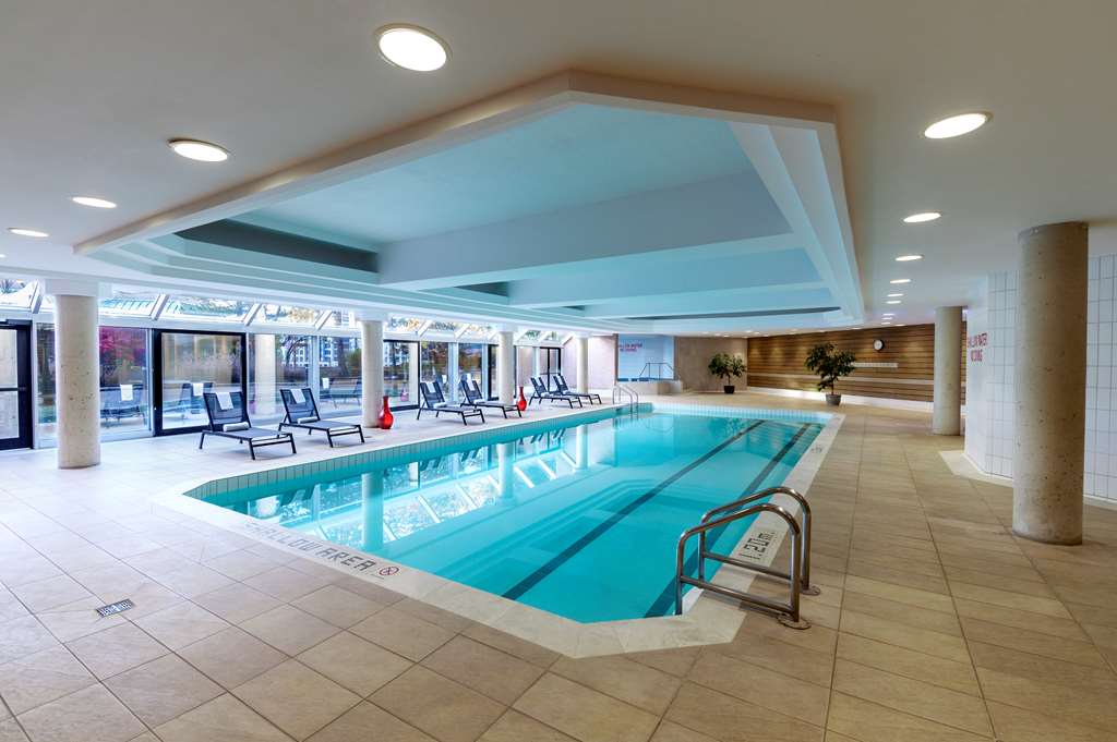Hilton Toronto/Markham Suites Conference Centre & Spa à Markham: Pool