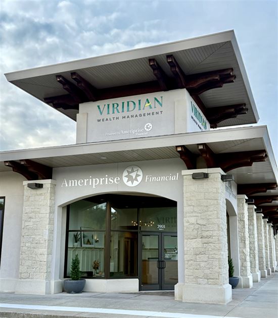 Images Diana Miller - Private Wealth Advisor, Ameriprise Financial Services, LLC