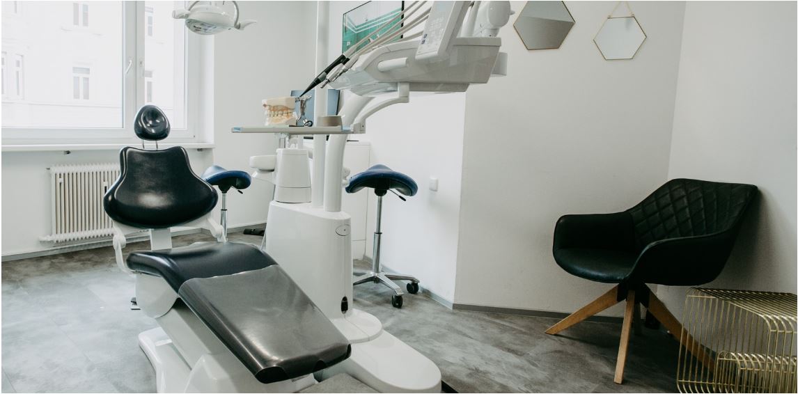 Dr. Peter Santoro, Leopoldstraße 50 in Innsbruck