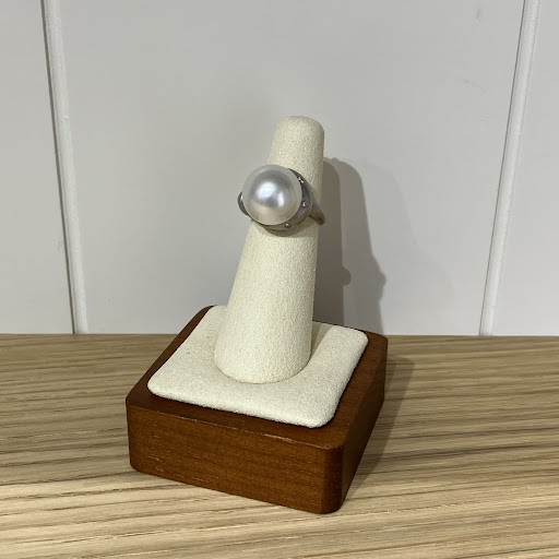 Images KOMEHYO（コメ兵）買取センターアミュプラザ鹿児島