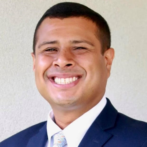Images Edward Jones - Financial Advisor: Daniel Toro Jr, CFP®|ChFC®