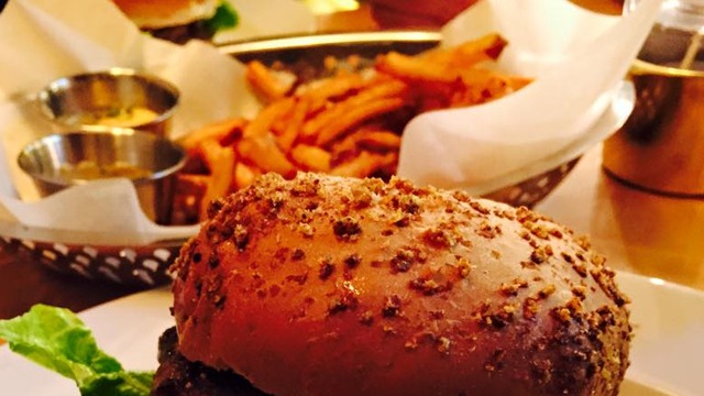 Images NOM - Baren & Matkällaren