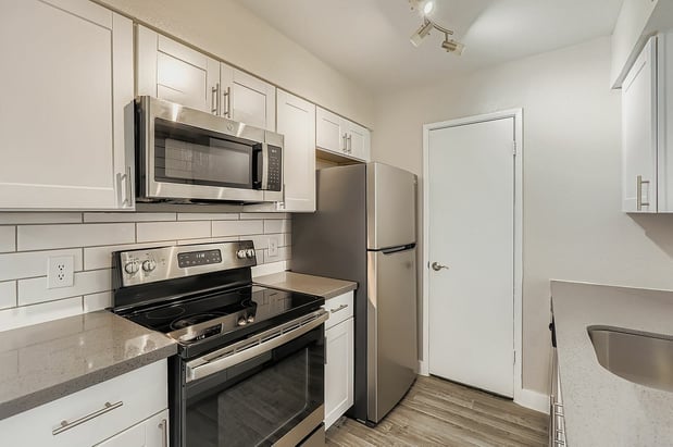 Images Rise Thunderbird