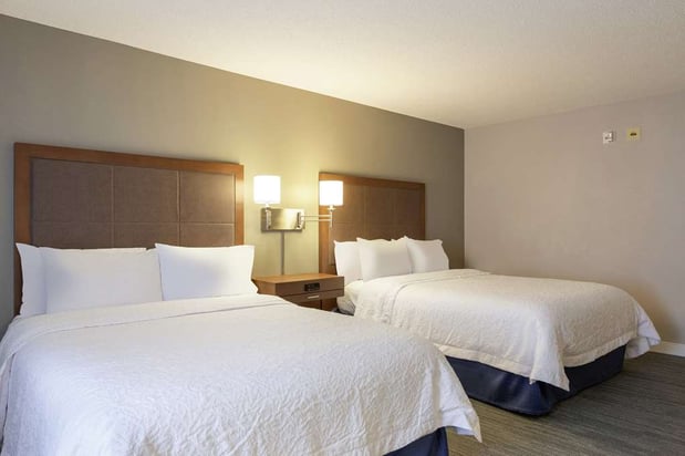 Images Hampton Inn & Suites Nashville-Downtown