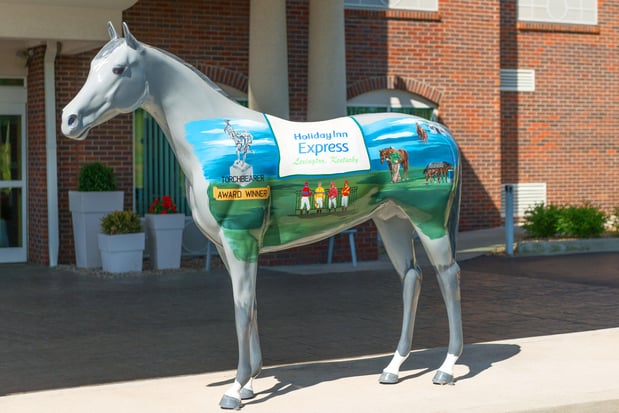 Images Holiday Inn Express & Suites Lexington Dtwn Area-Keeneland by IHG