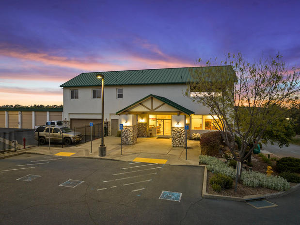 Images US Storage Centers