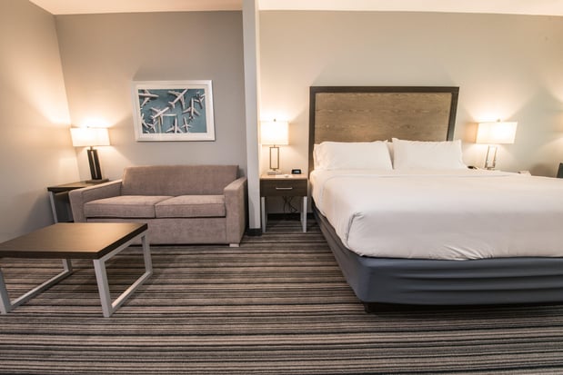 Images Holiday Inn Express & Suites Houston - Hobby Airport Area by IHG