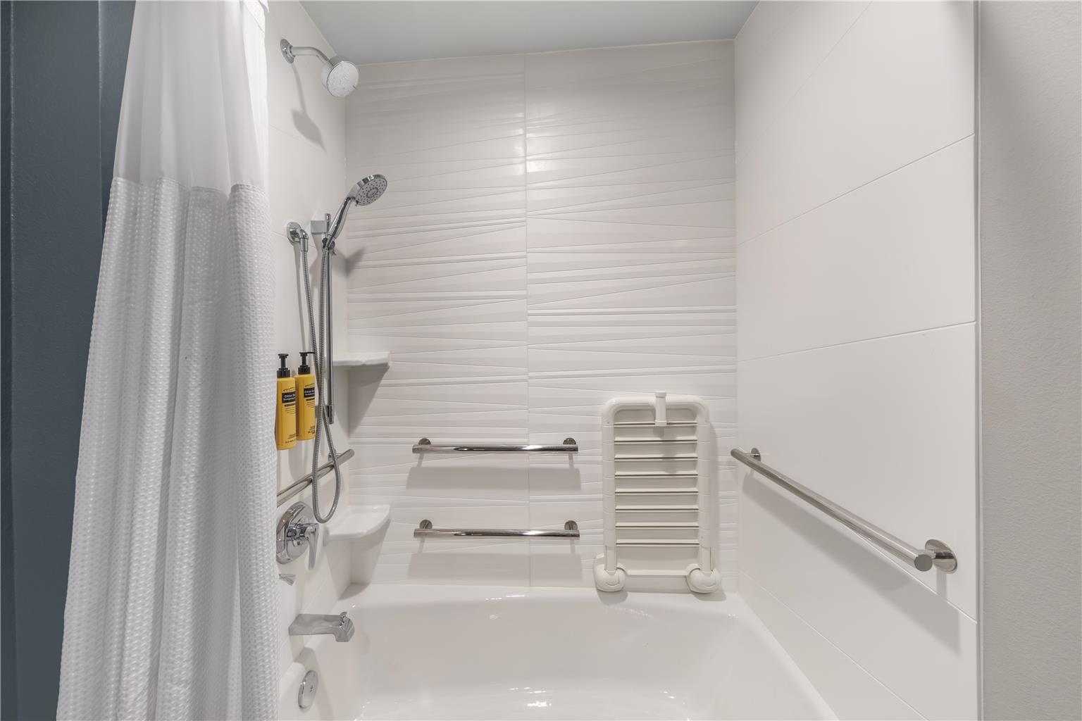 ADA Queen Guest Bathroom