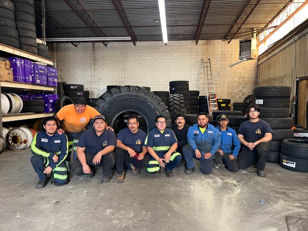 Images CB Truck Tire Service Inc
