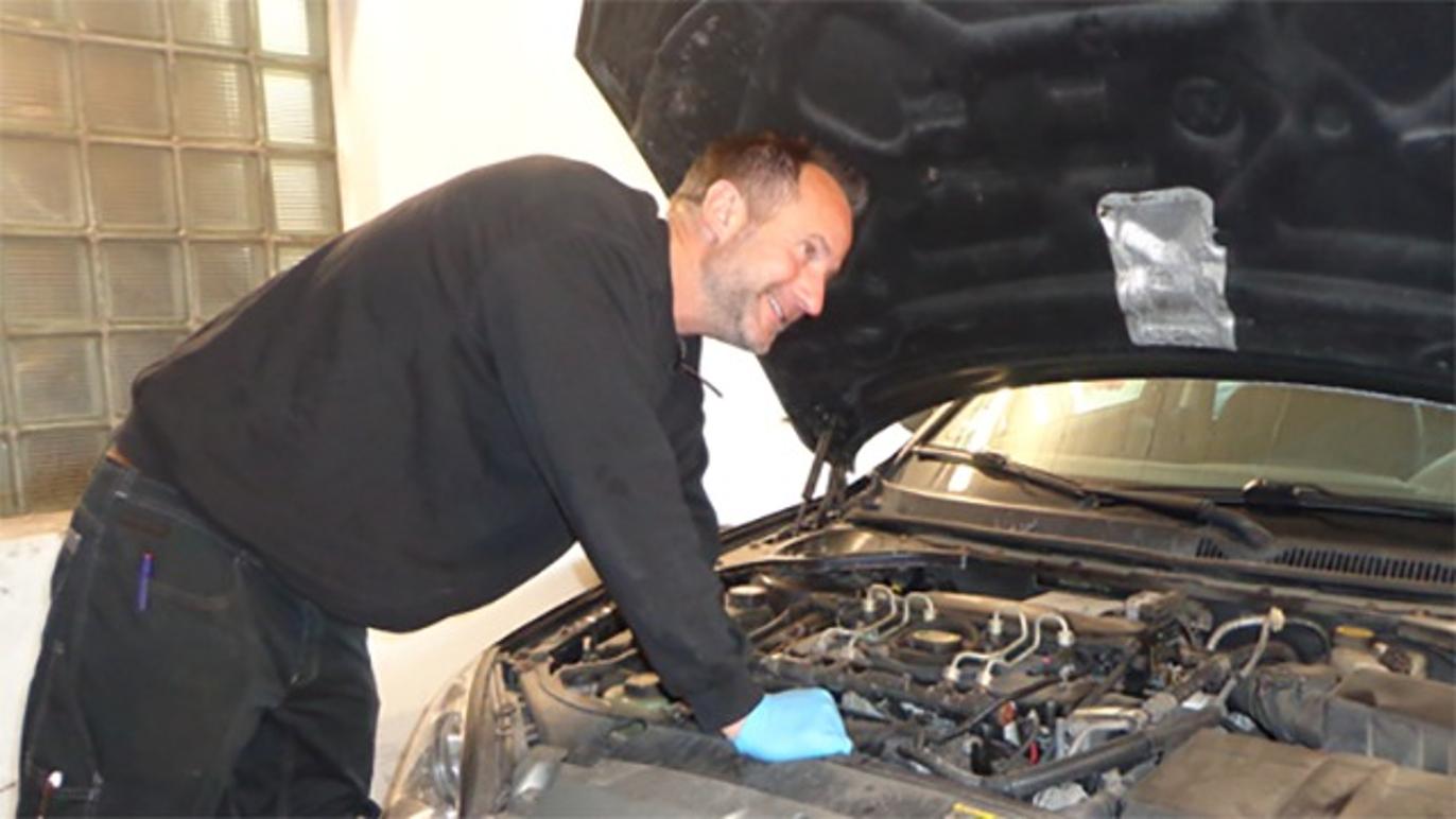 Images C. J. Auto ApS